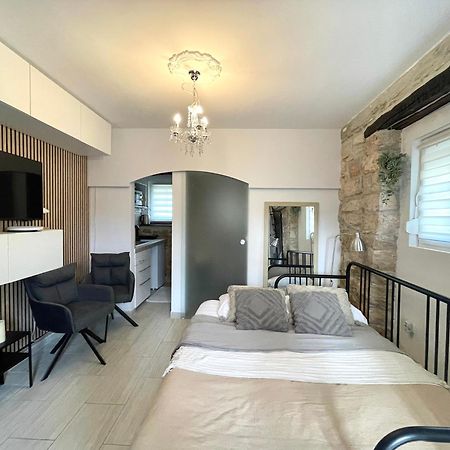 Villa Amore Radini Istrian Romantic Studio With Private Parking And Terrace Бртонигла Экстерьер фото