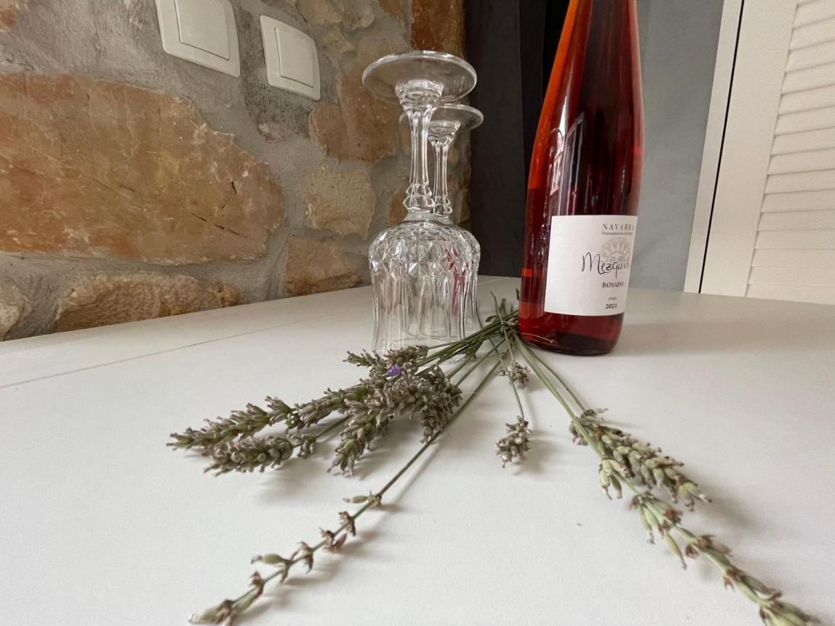 Villa Amore Radini Istrian Romantic Studio With Private Parking And Terrace Бртонигла Экстерьер фото